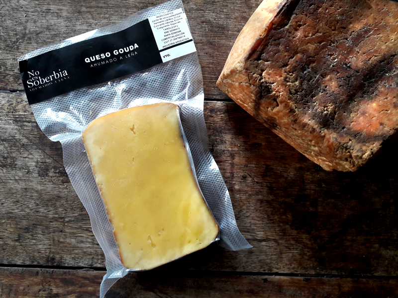 QUESO GOUDA AHUMADO A LEÑA CORTE NO ES SOBERBIA X 250G